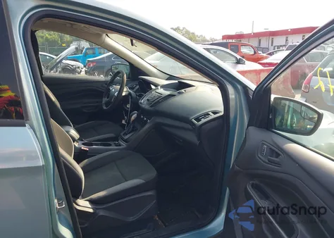 2013 Ford Escape S из США, поврежденный, VIN 1FMCU0F71DUB51459